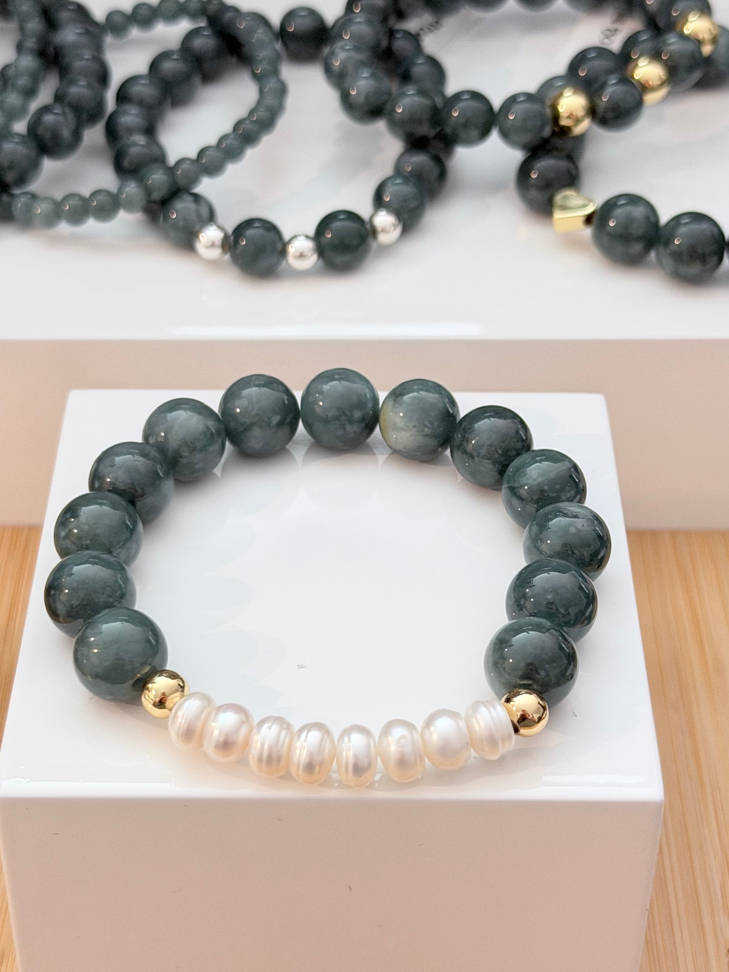 FRESHWATER PEARL WITH BLUE WATER JADEITE