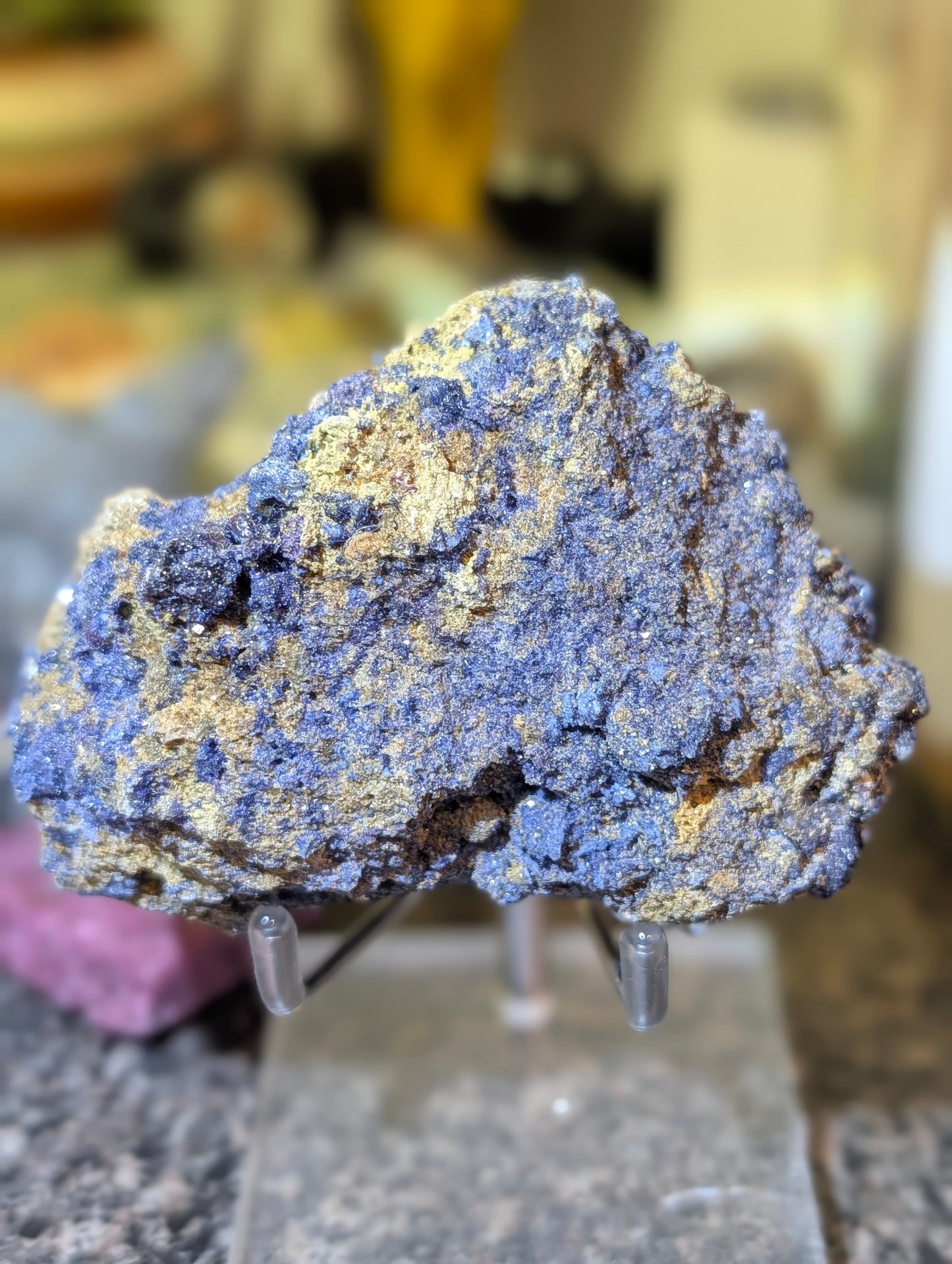 Sapphire raw stone
